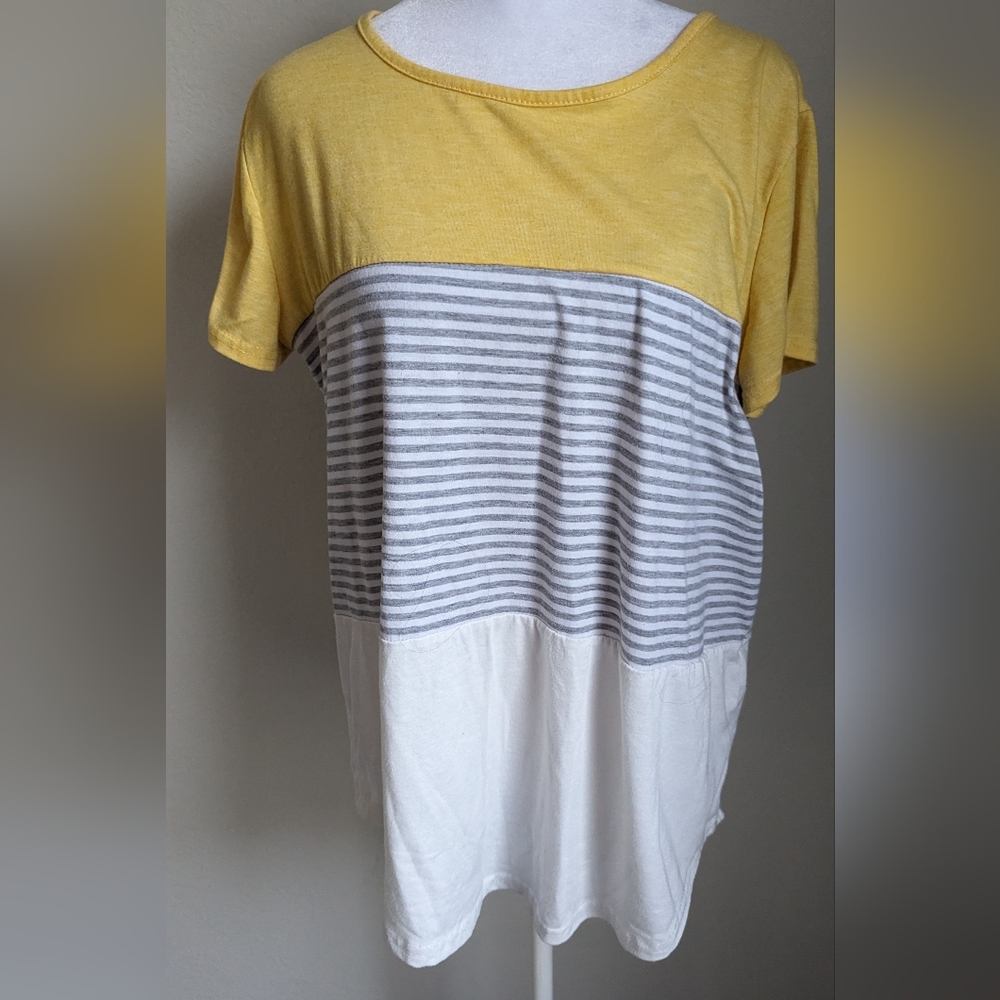 Yun Jey t-shirt